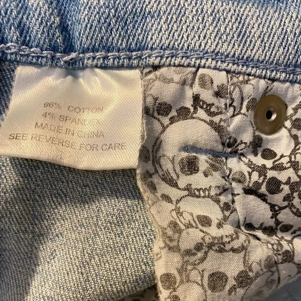 AFENDS Jorts Junky Jeans Raw Hem Skull Pocket Jean Short Size 29 Skater Surfer